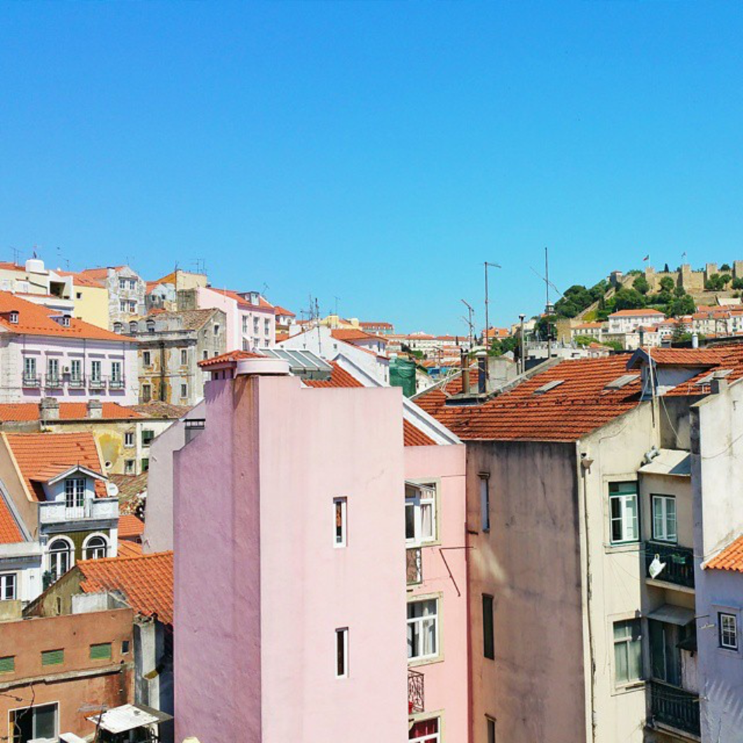 On my first of four cities (Lisbon, Madrid, Barcelona, and Paris) I’ll be visiting over the next three weeks (keep up via INSTAGRAM), I am finally checking out the sunny and very colorful city of Lisbon.